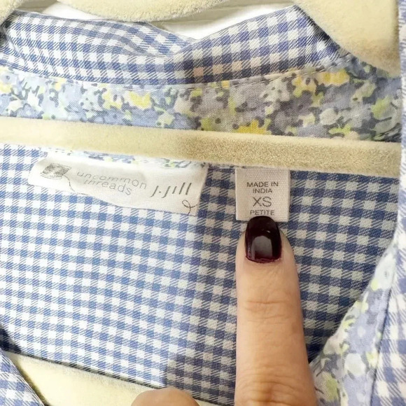 J. JILL Uncommon Threads XS Petite Mini Check Button Down‎ Shirt Pleated Career - Picture 3 of 6